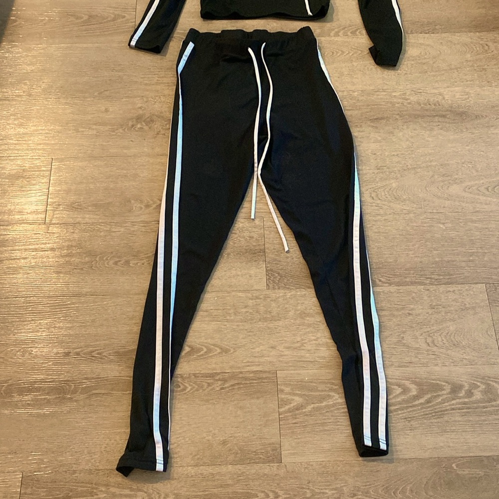 Fashion Nova two piece workout set
